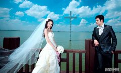 最新款新娘结婚婚纱 时尚